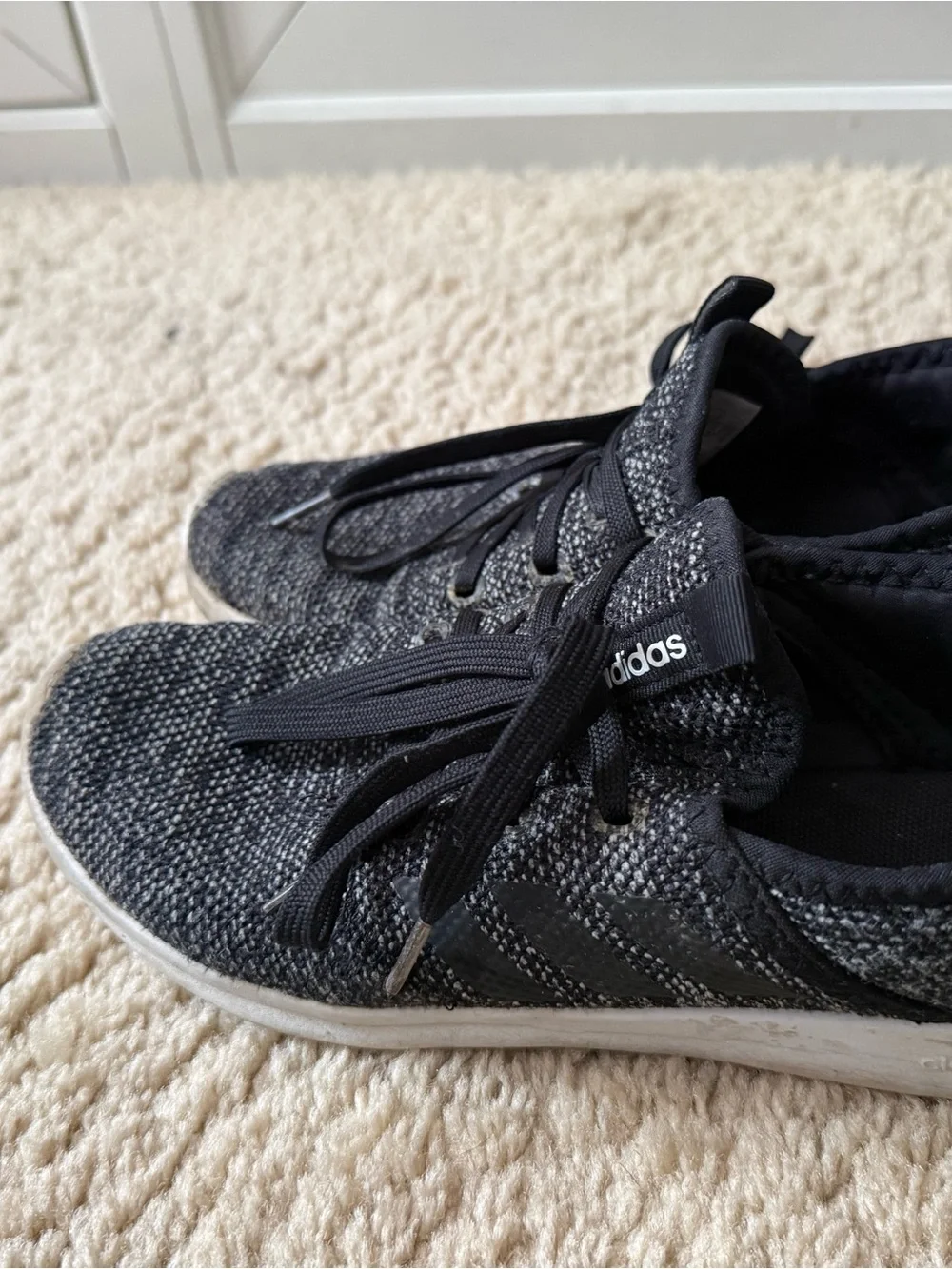 adidas up casual closure
